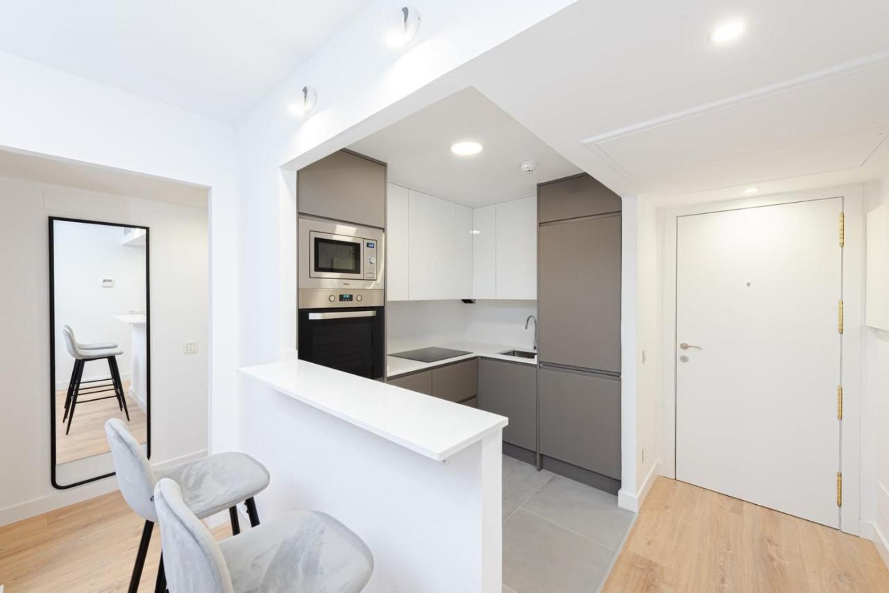 Unique And Sophisticated Design Homes In Financial Centre * Madrid