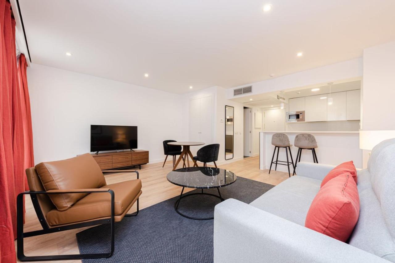 Unique And Sophisticated Design Homes In Financial Centre * Madrid