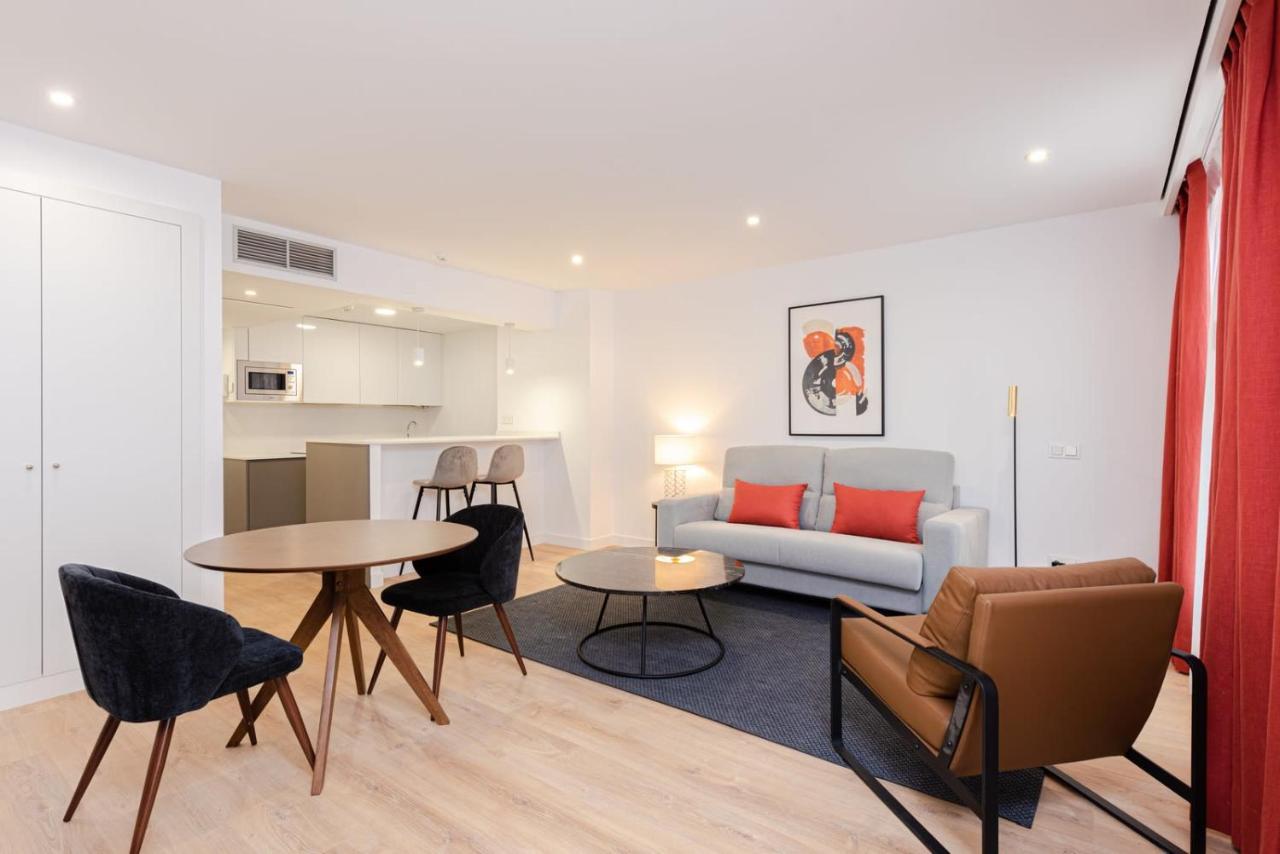 Unique And Sophisticated Design Homes In Financial Centre