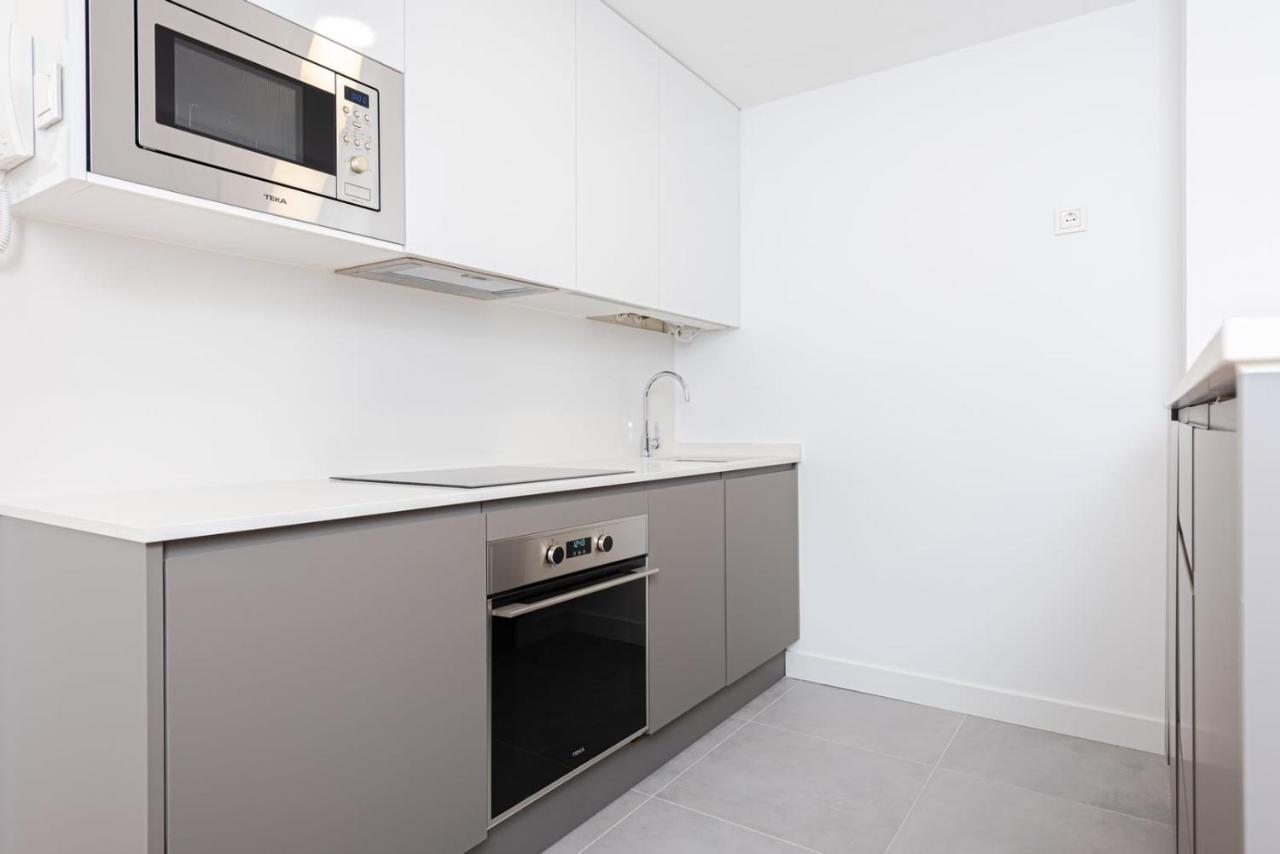 Unique And Sophisticated Design Homes In Financial Centre Apartamento Madrid