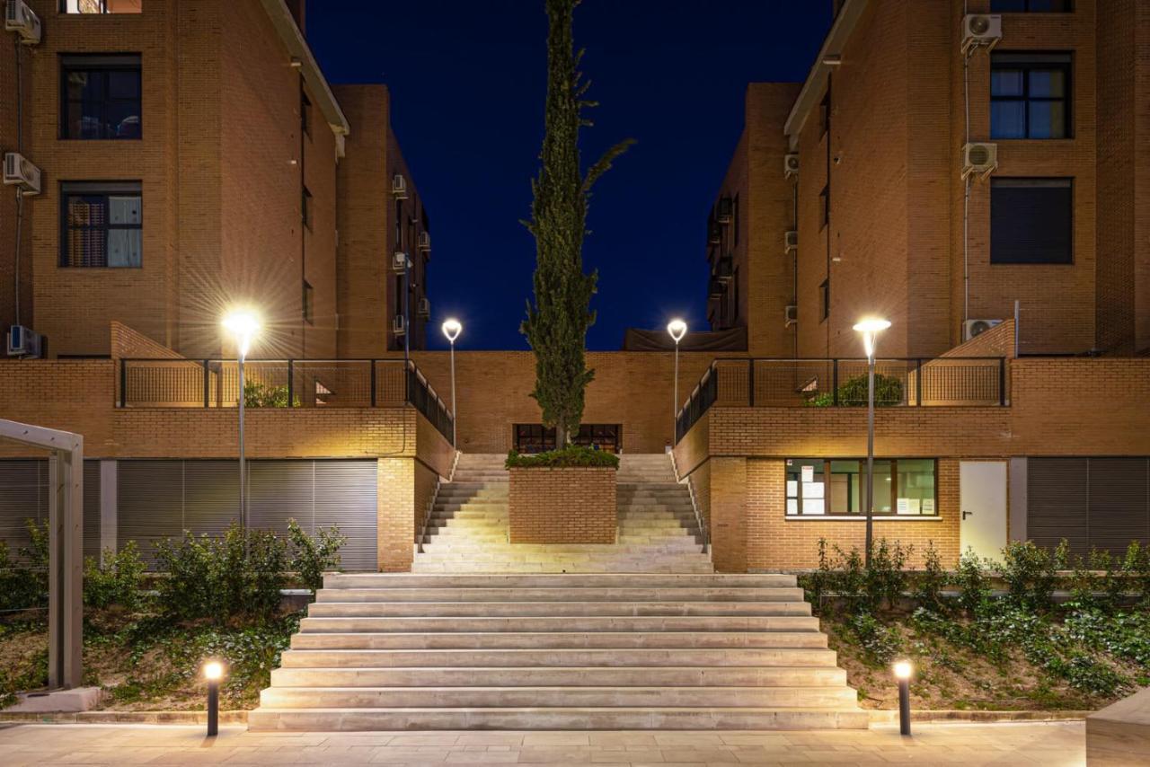 Premium In La Rosaleda Area - Apartamento *