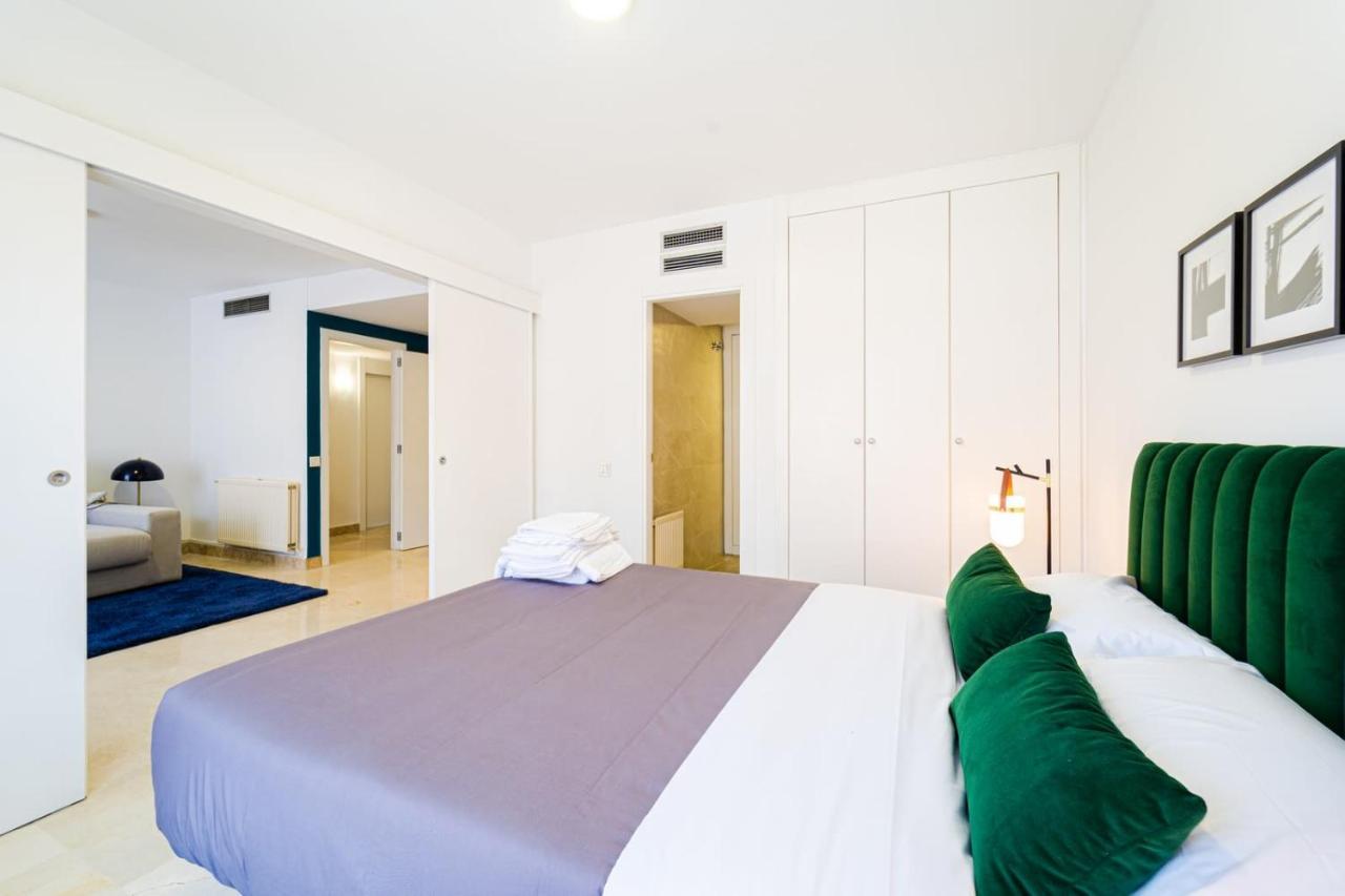 Encinas Design In Conde Orgaz Area - Madrid
