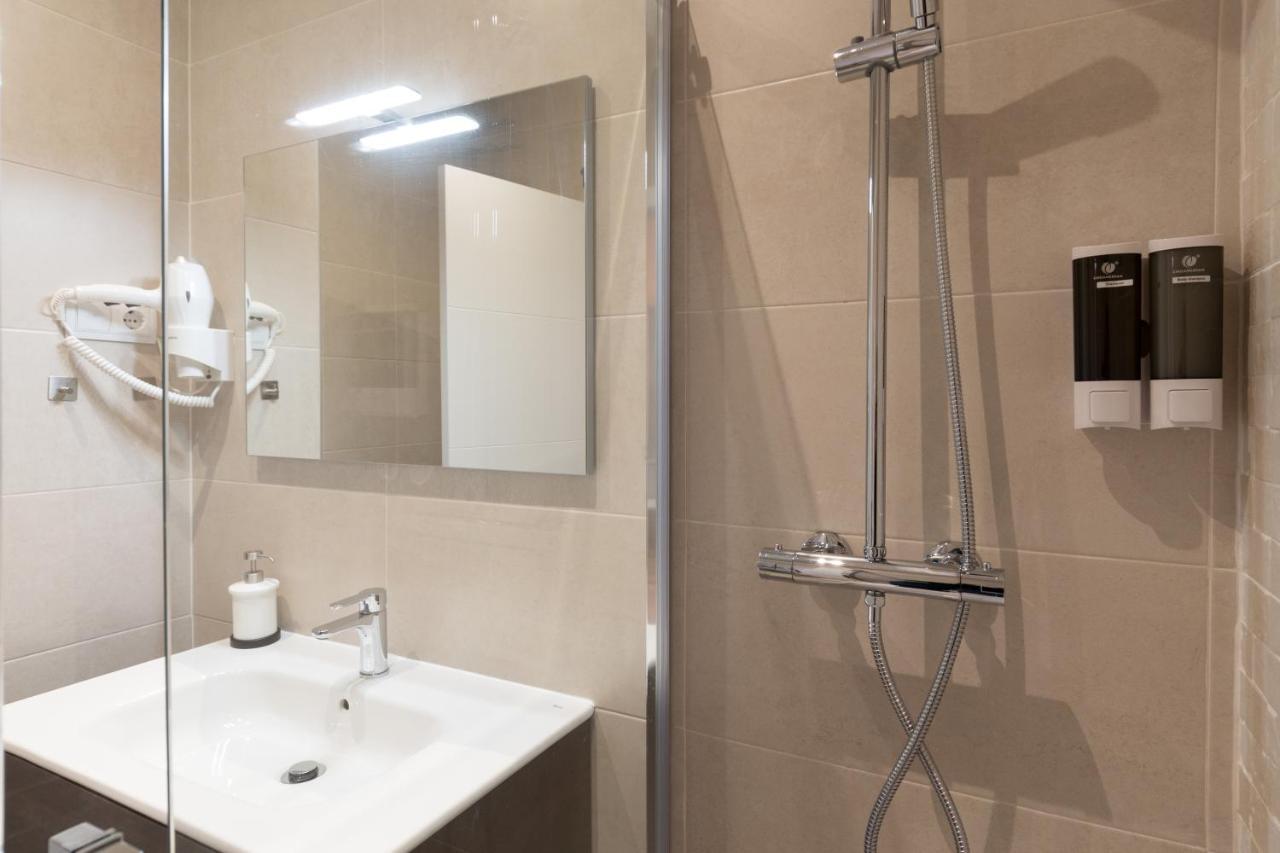 Apartment Plaza Mayor Groups By Monaro*****
