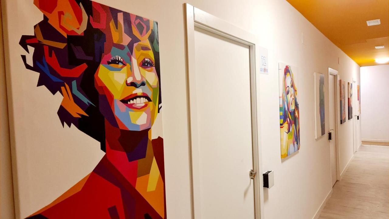 Hostal Arc House - Puerta Del Sol Only Adults Madrid