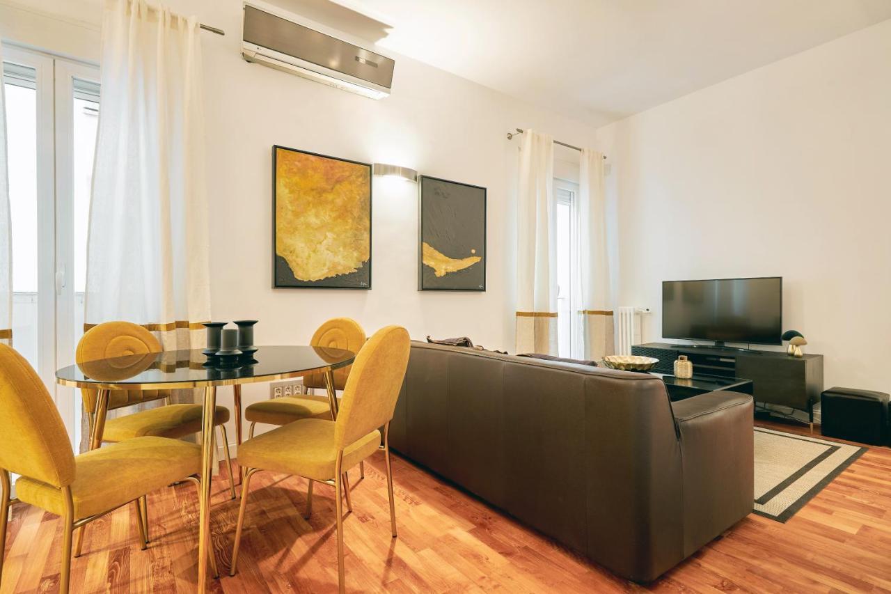 Goya Elegance, By Presidence * Madrid