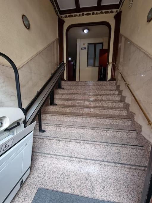New Retiro Recién Reformado 10 Min En Metro A Sol, Hasta Seis Personas * Madrid