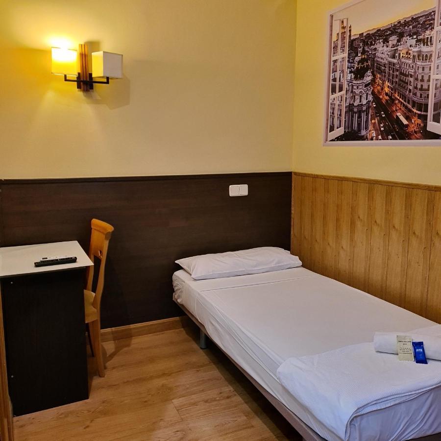 Oporto Guest house 2*