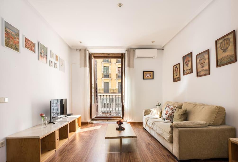 Living Cuchilleros Apartamento Madrid