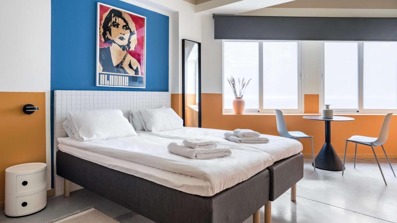 Bob W Chueca Apartahotel 3*