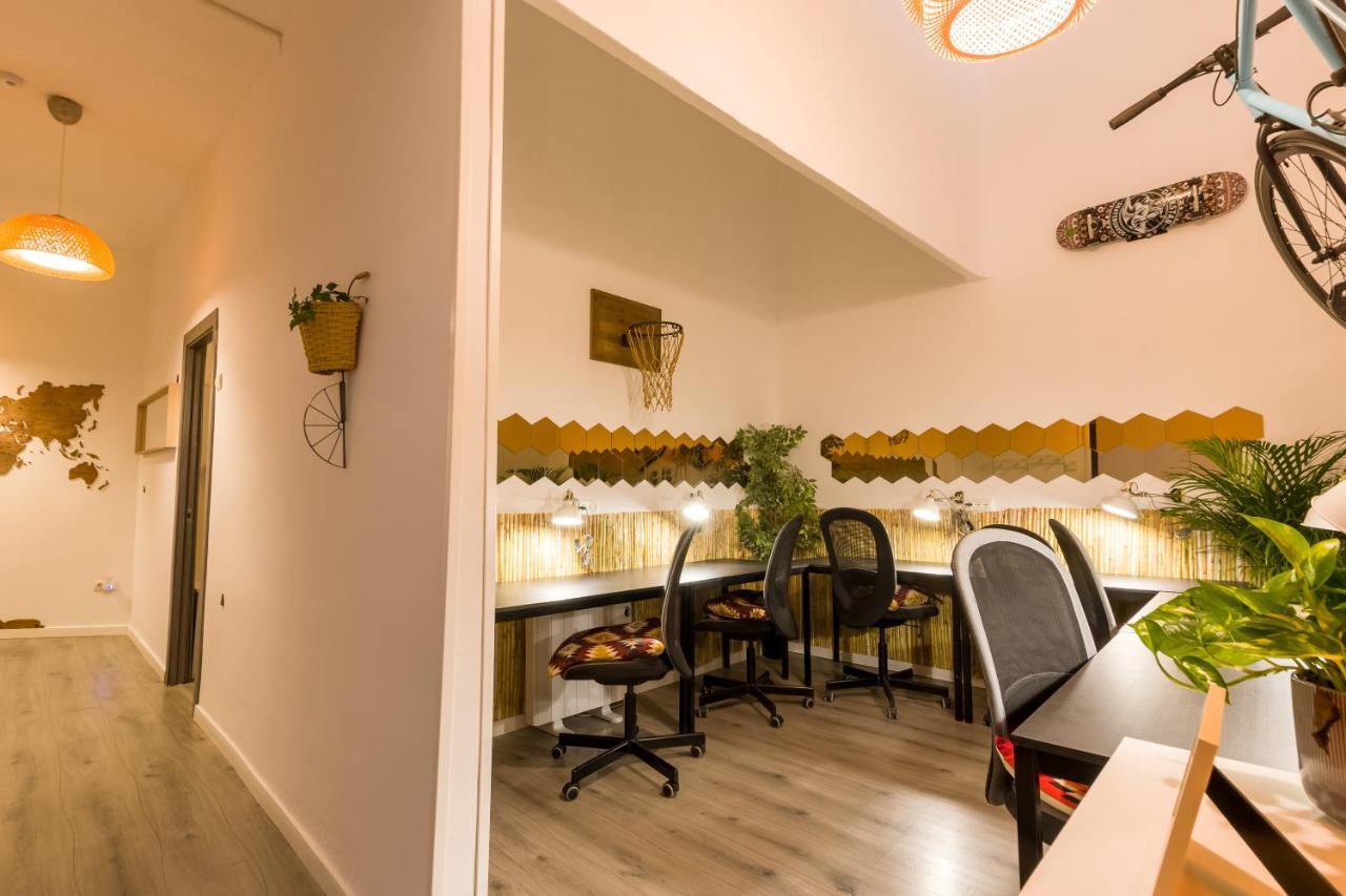 Hostal Social - Coliving & Coworking -