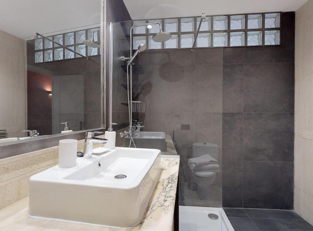 Center 2 Pax Plaza Santa Ana Iii Apartamento *