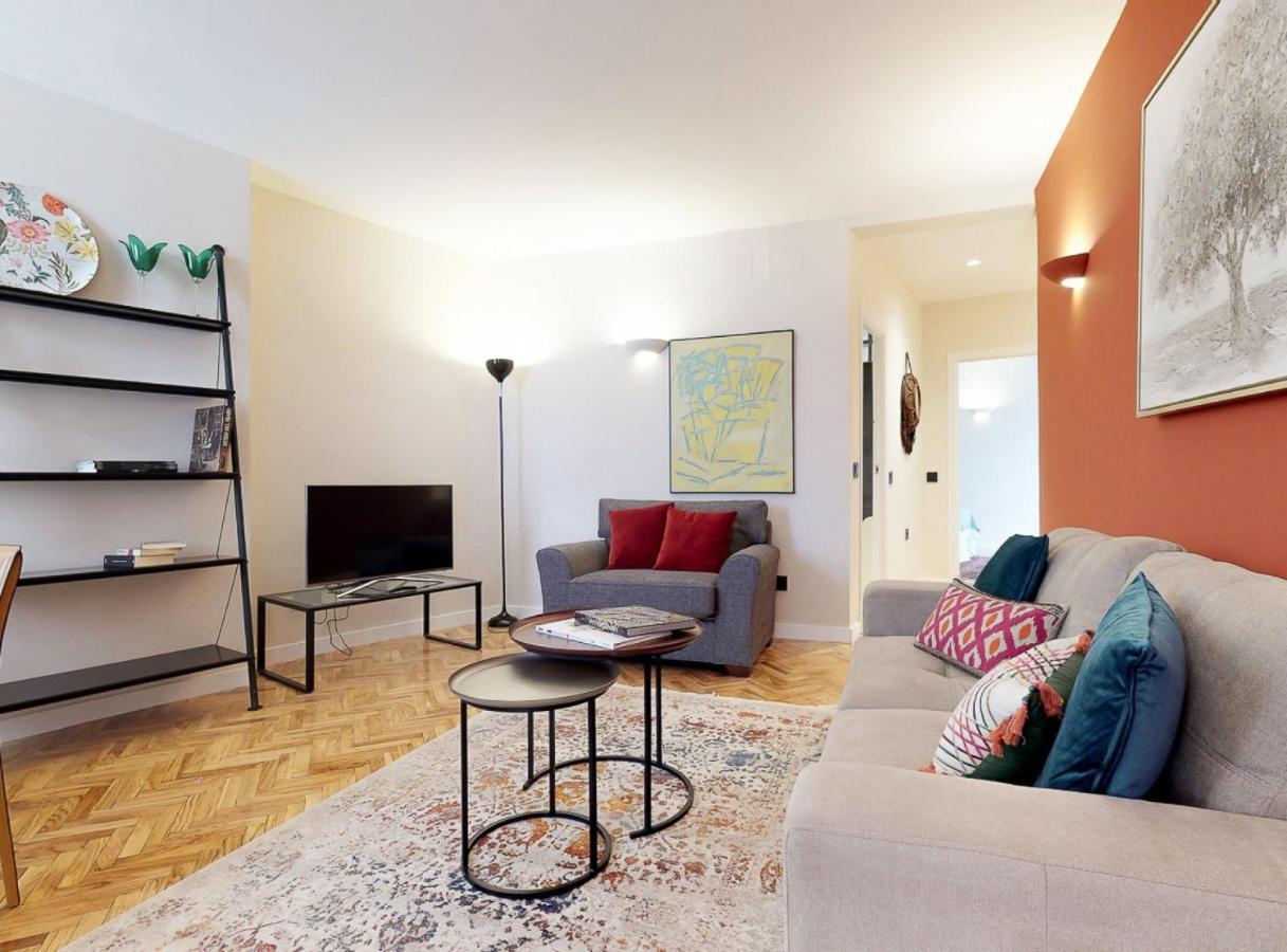 Center 2 Pax Plaza Santa Ana Iii Apartamento Madrid