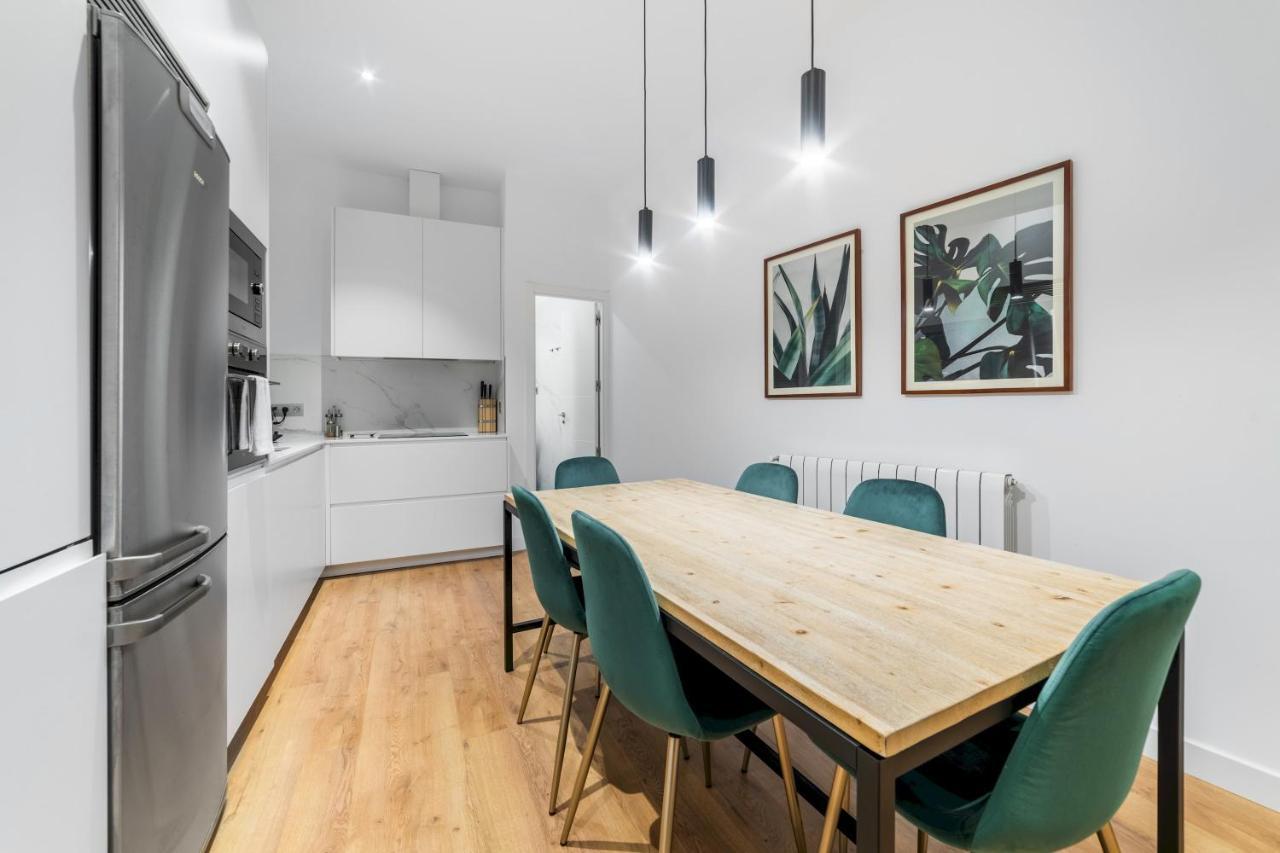 2 Bedrooms 1 Bathroom Furnished - Centro - Equipped & Stylish - Minty Apartamento Madrid
