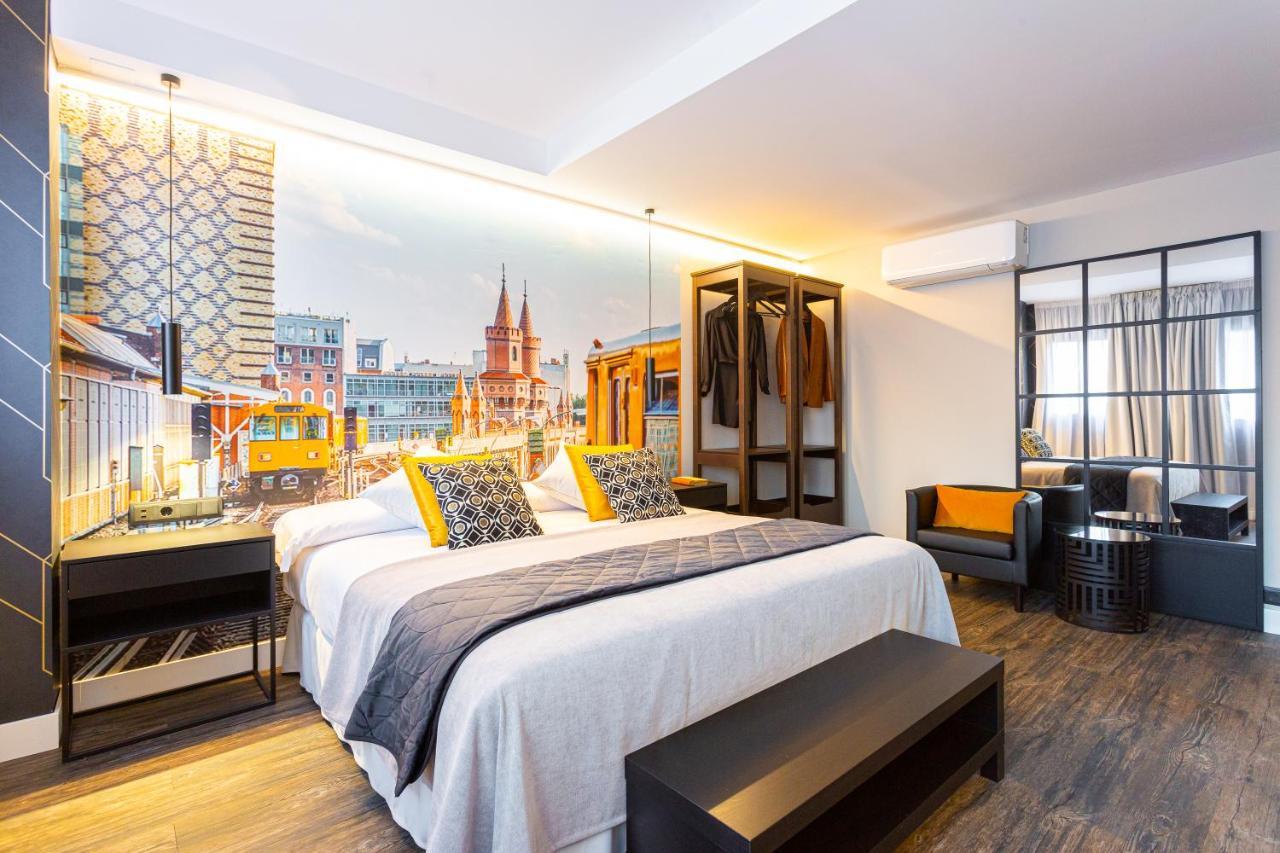 Fly Airport Guest house Madrid