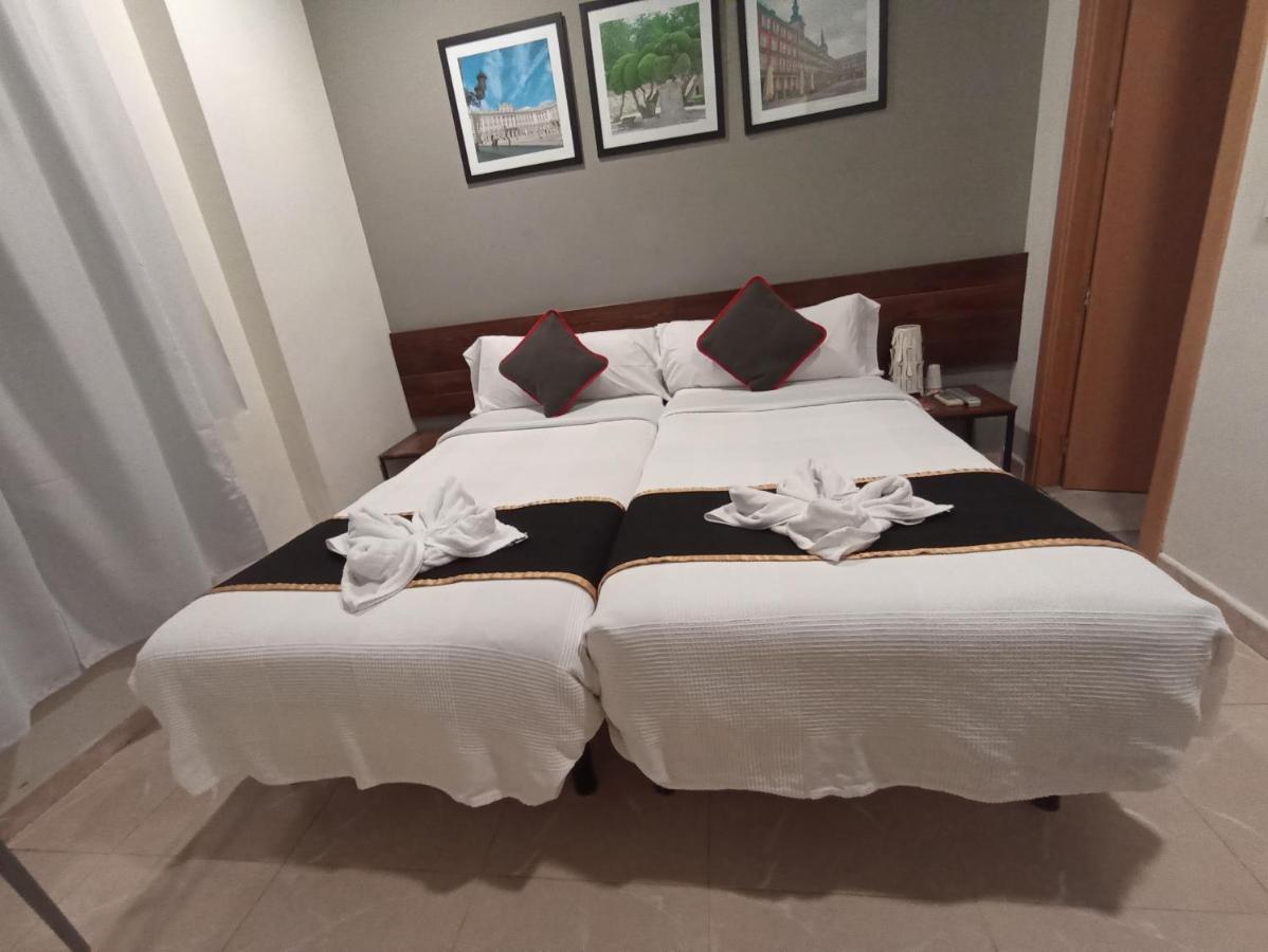 Guest house Ch Murallas Ii Madrid