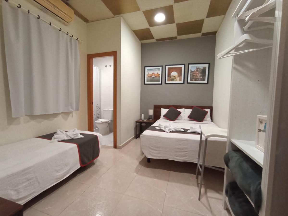 Ch Murallas Ii Guest house Madrid