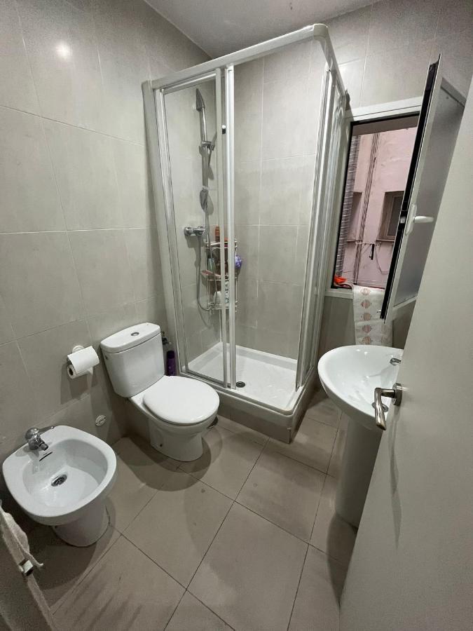 Homestay Habitacion Matrimonial En Piso Compartido En El Centro De Madrid