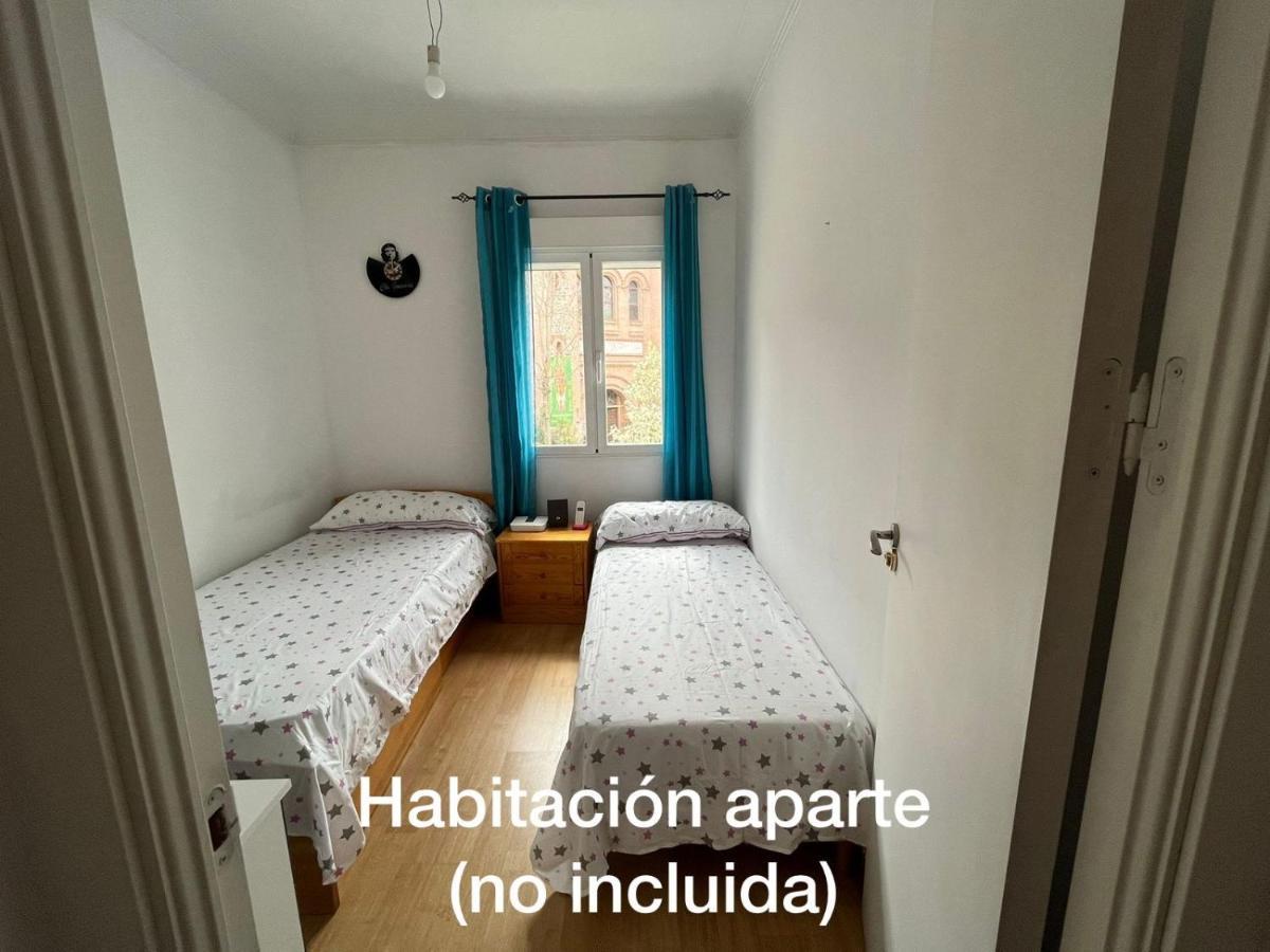 Habitacion Matrimonial En Piso Compartido En El Centro De Homestay Madrid