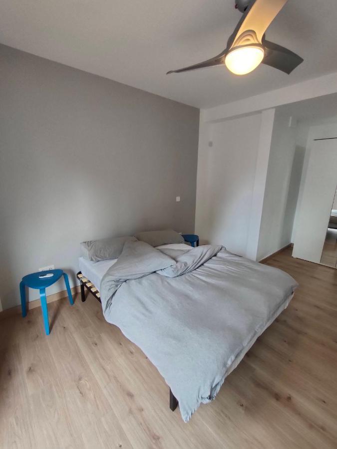 And Well-connected Flat In Apartamento Madrid
