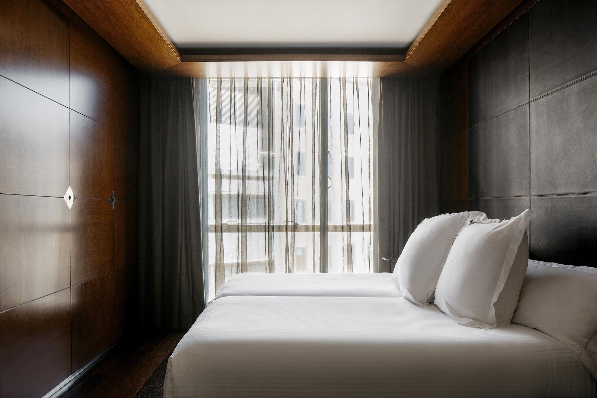 Hotel Urban, A Small Luxury Of The World Madrid