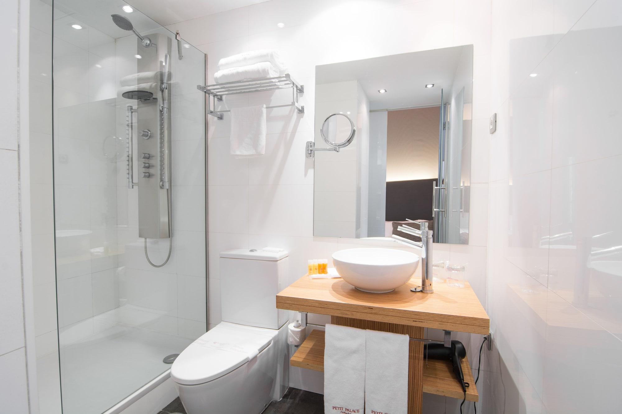 Petit Palace Plaza Del Carmen Hotel Madrid