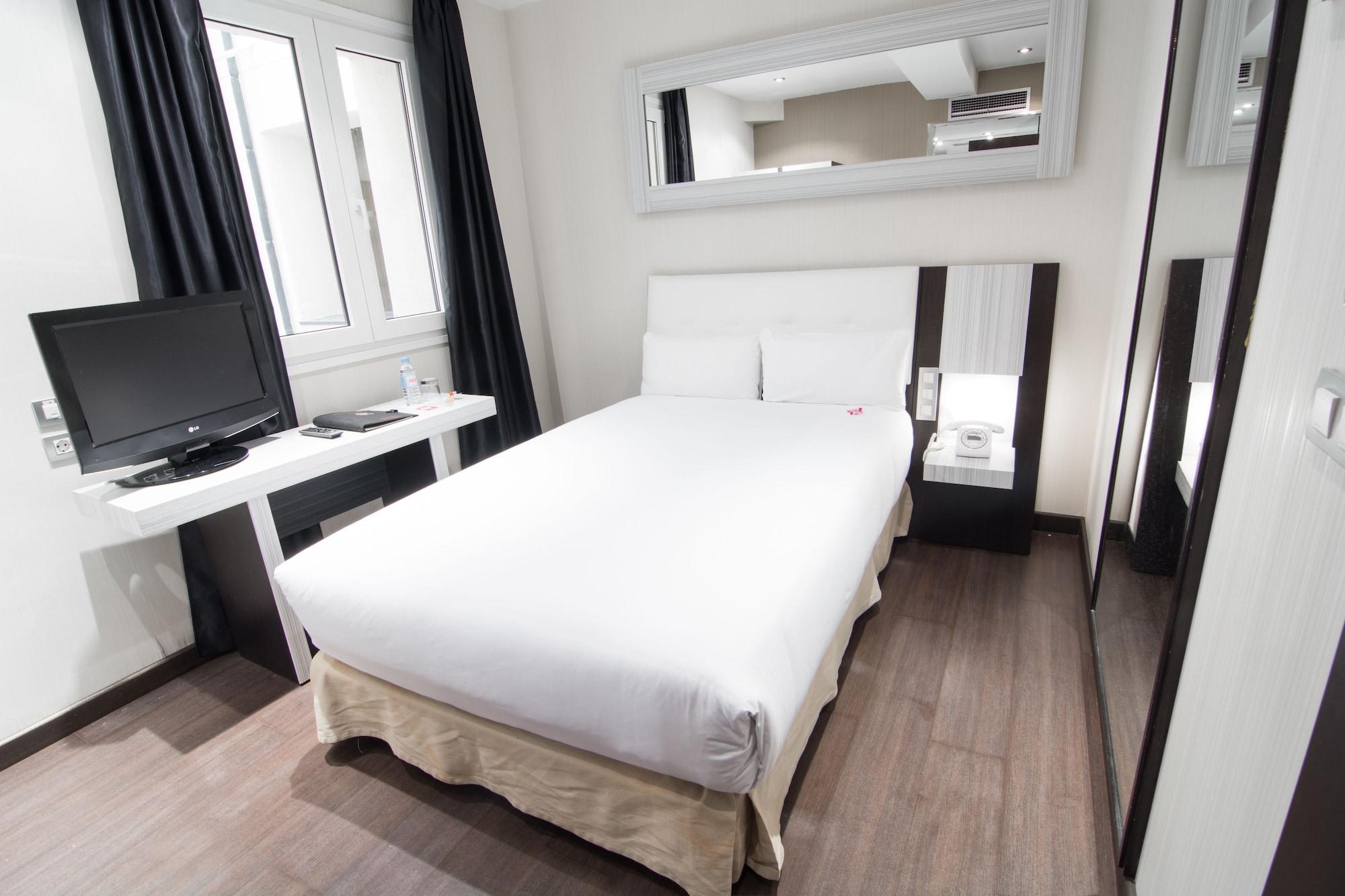 Hotel Petit Palace Arenal