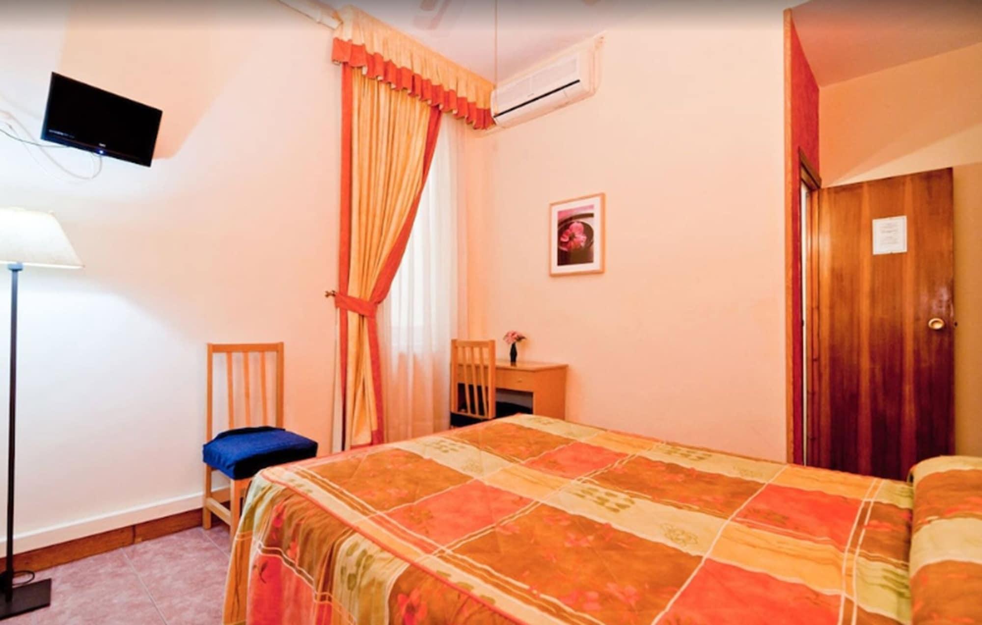 Oporto Guest house 2*
