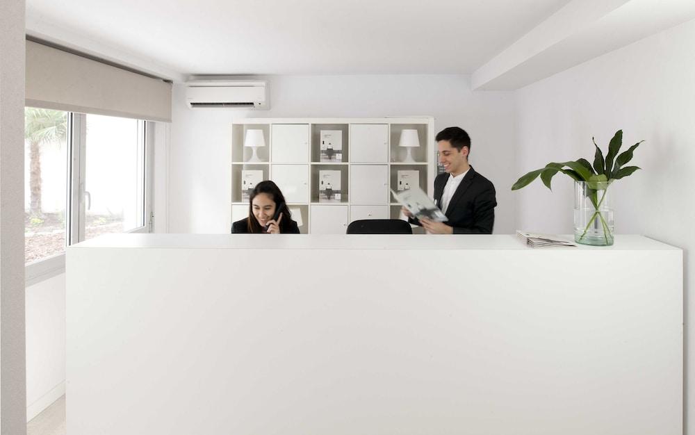 Eric Voekel Boutique - Atocha Apartamento
