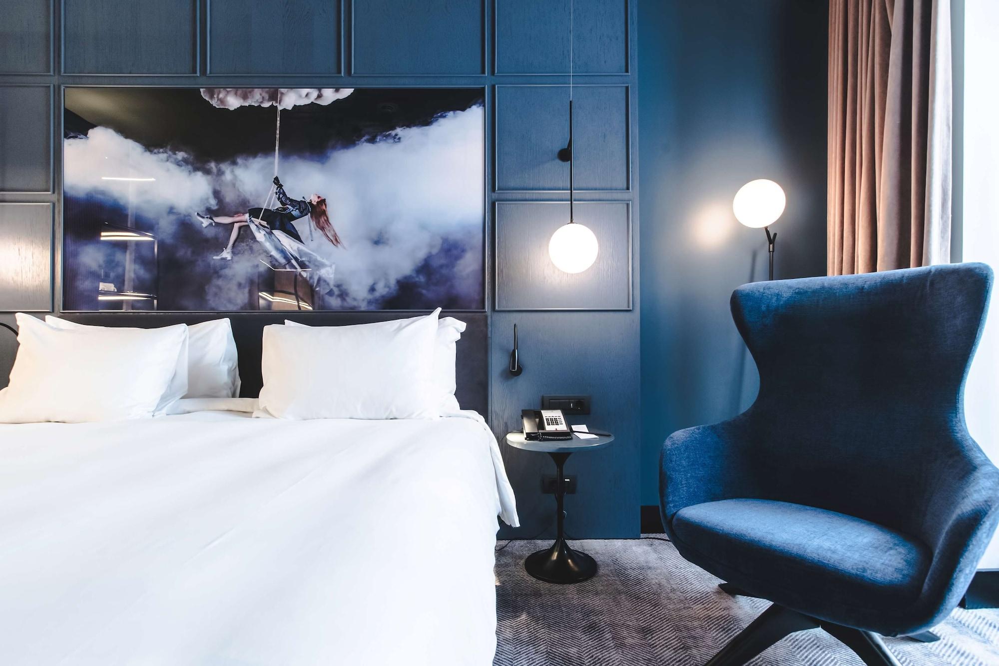 Hotel Radisson Blu Hotel, Prado 4*