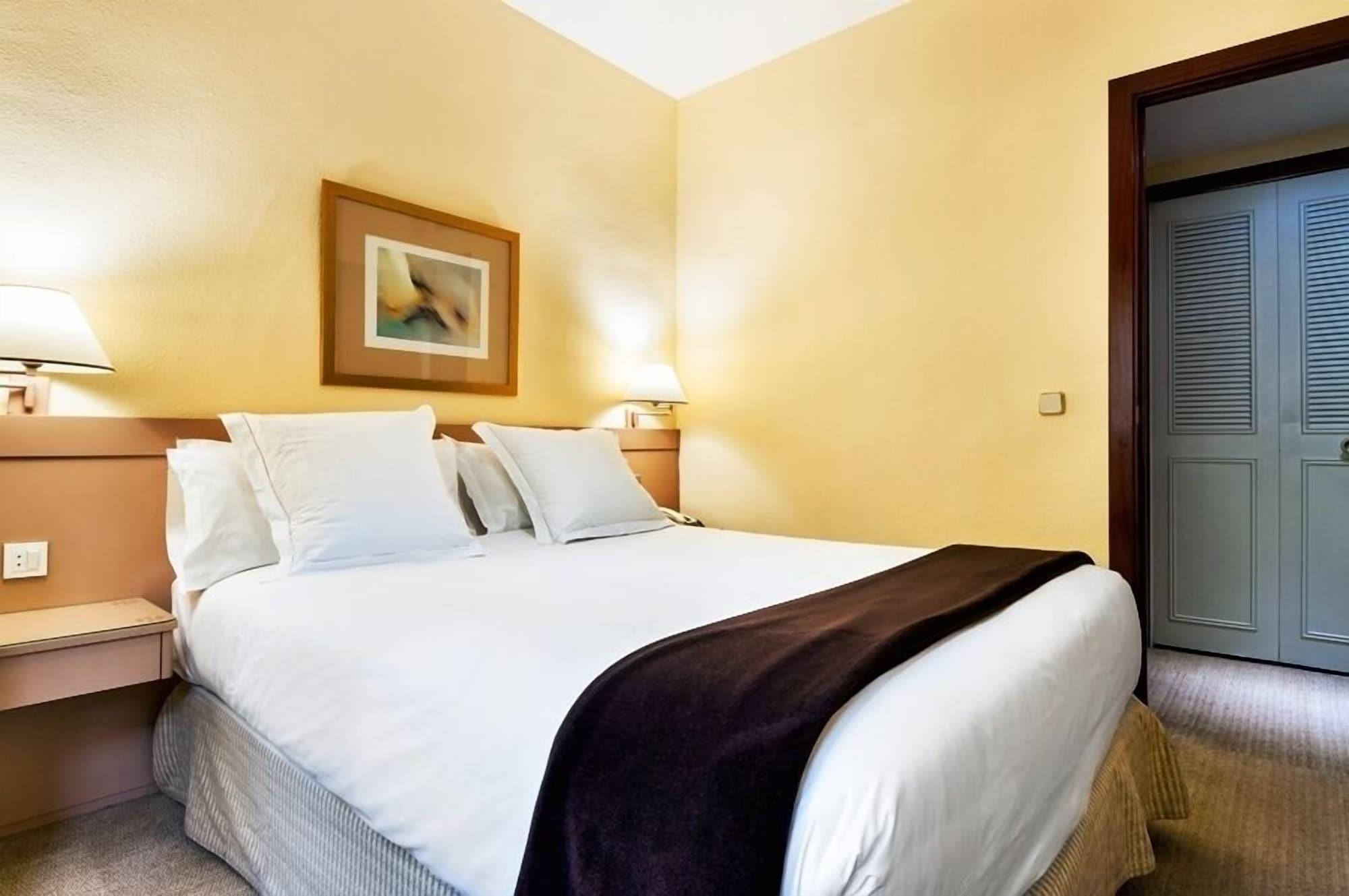 Espahotel Plaza Basílica Apartahotel Madrid