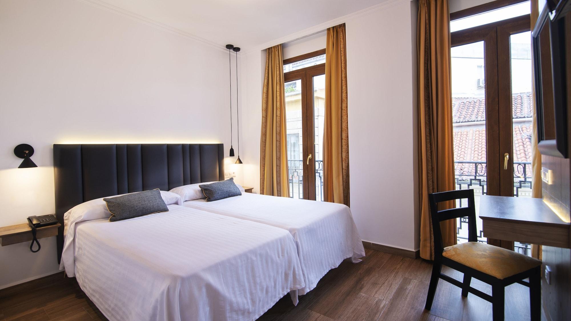 Madrisol Hotel 2*