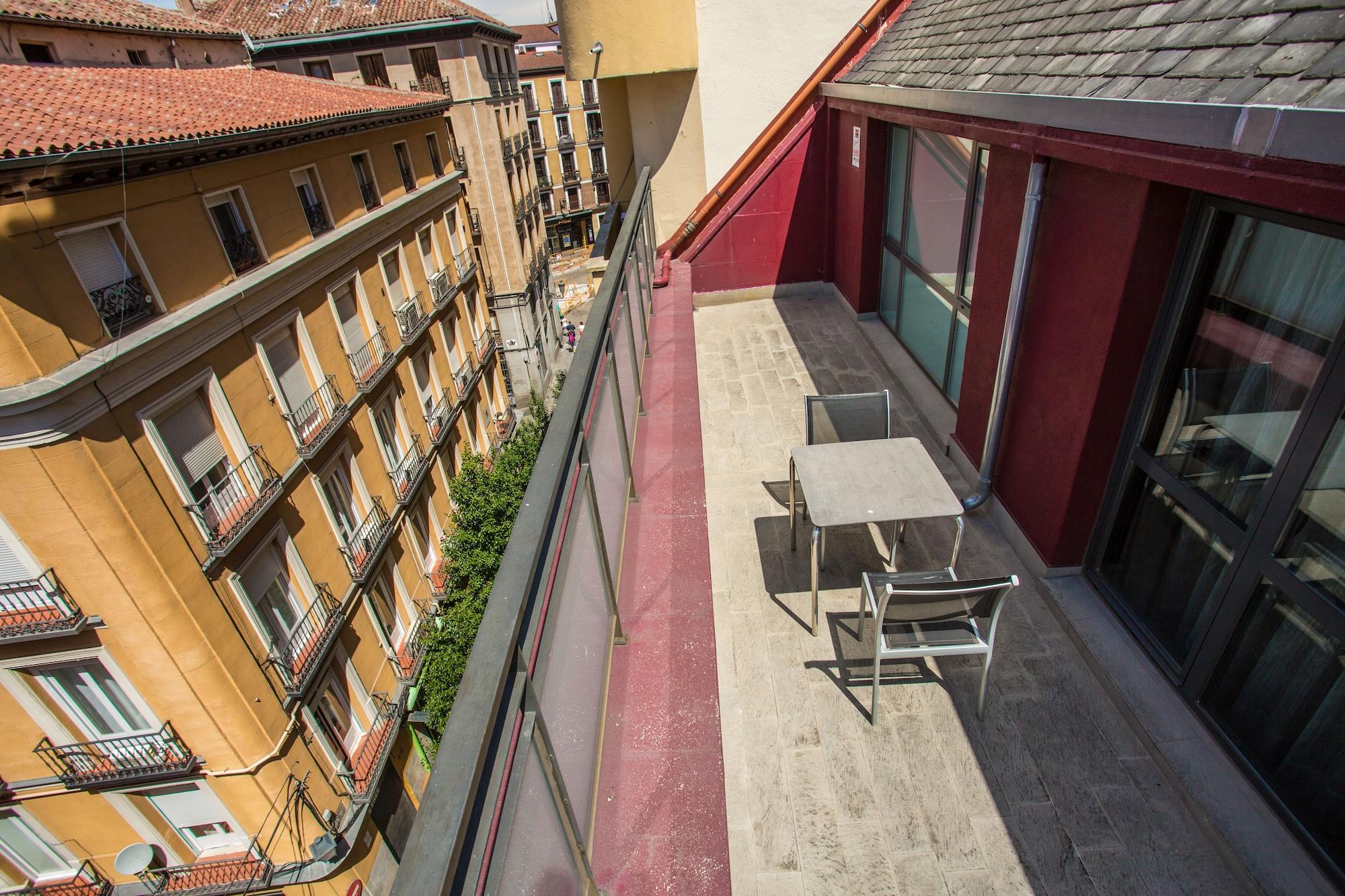 Petit Palace Plaza Mayor Hotel 4*