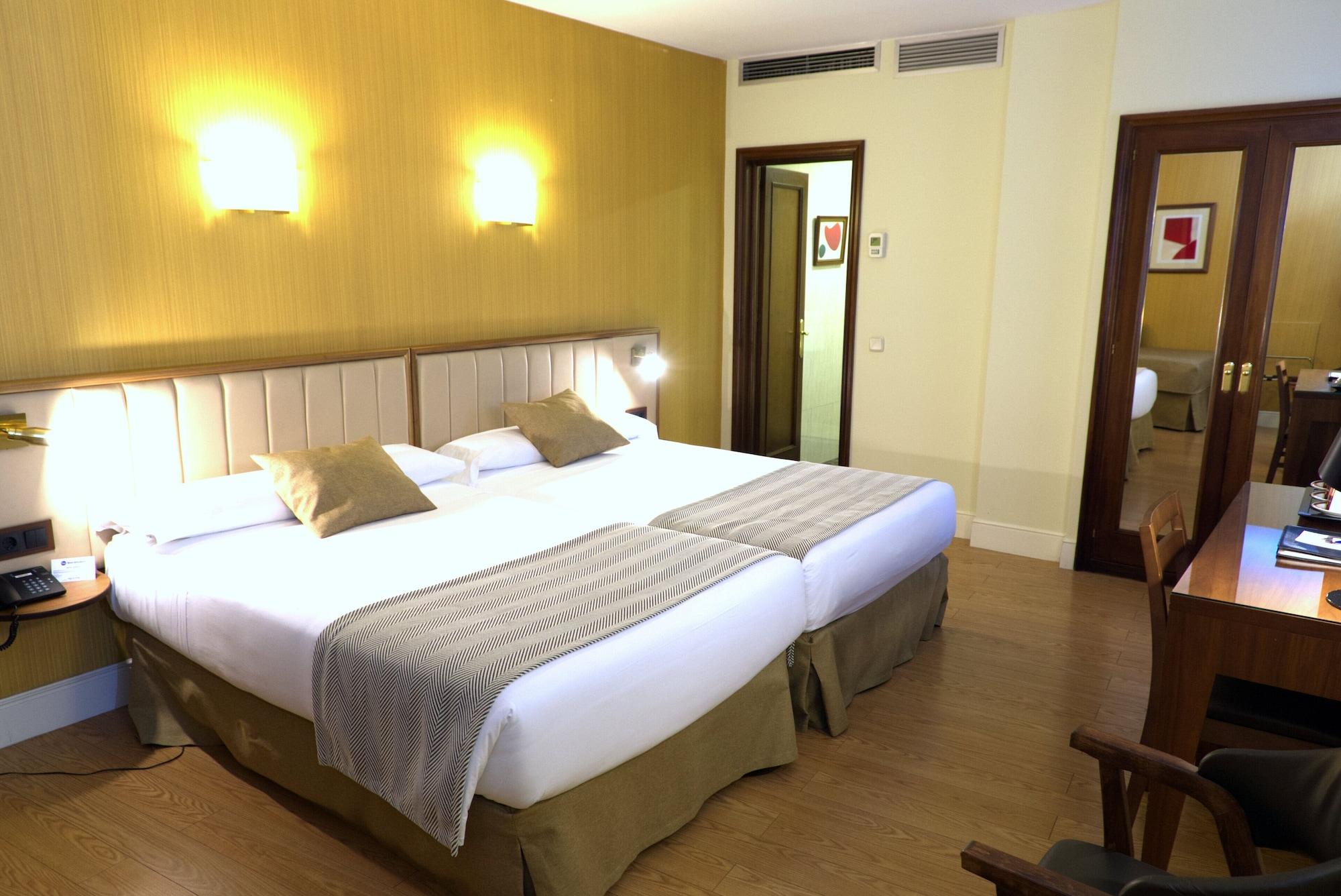 Condes Hotel 3*