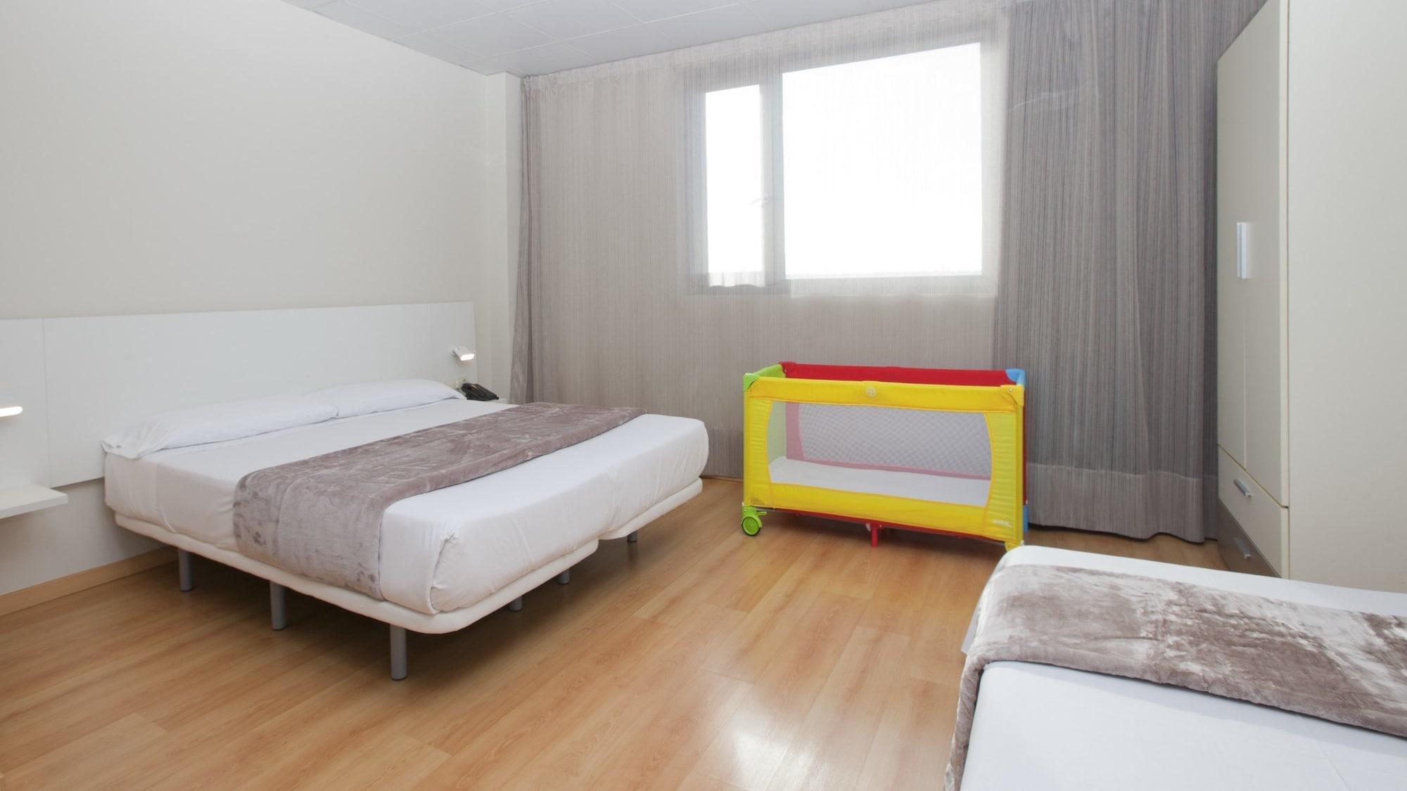 Pensión Vértice Roomspace 3*