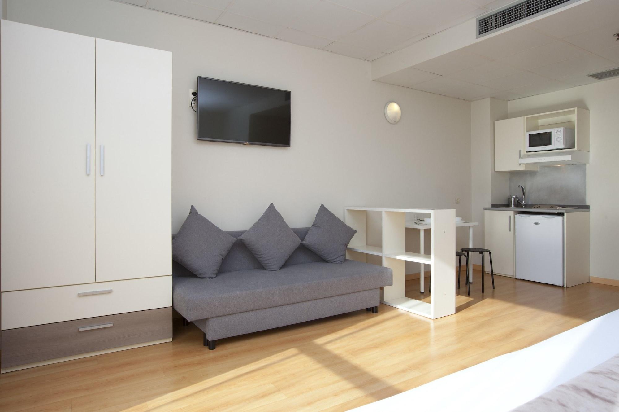 Pensión Vértice Roomspace 3*