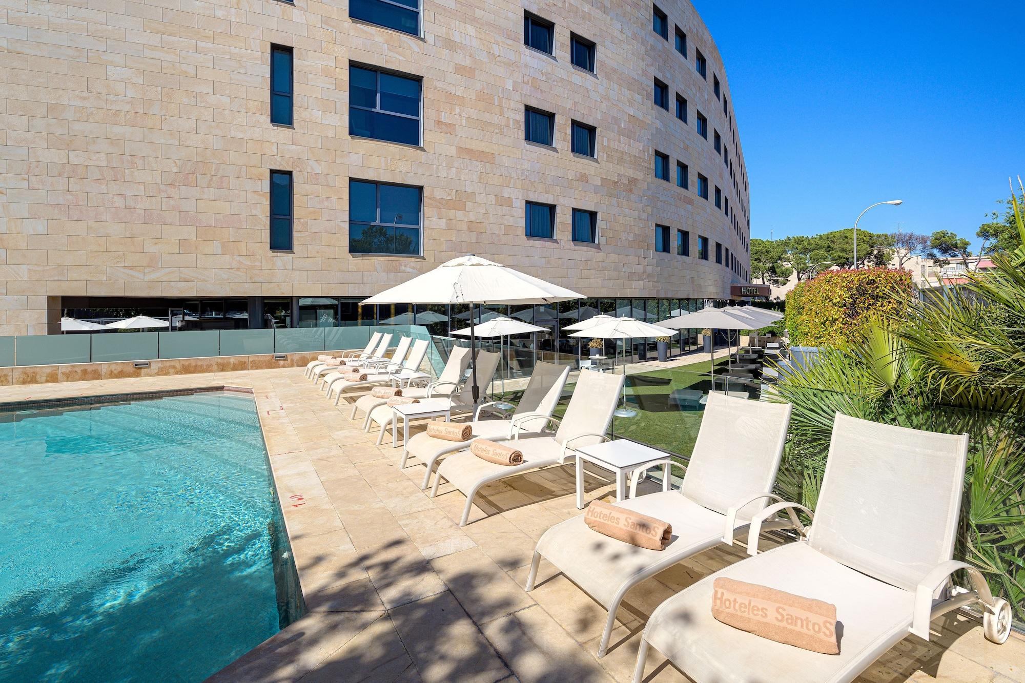 Hotel Maydrit Airport 4*