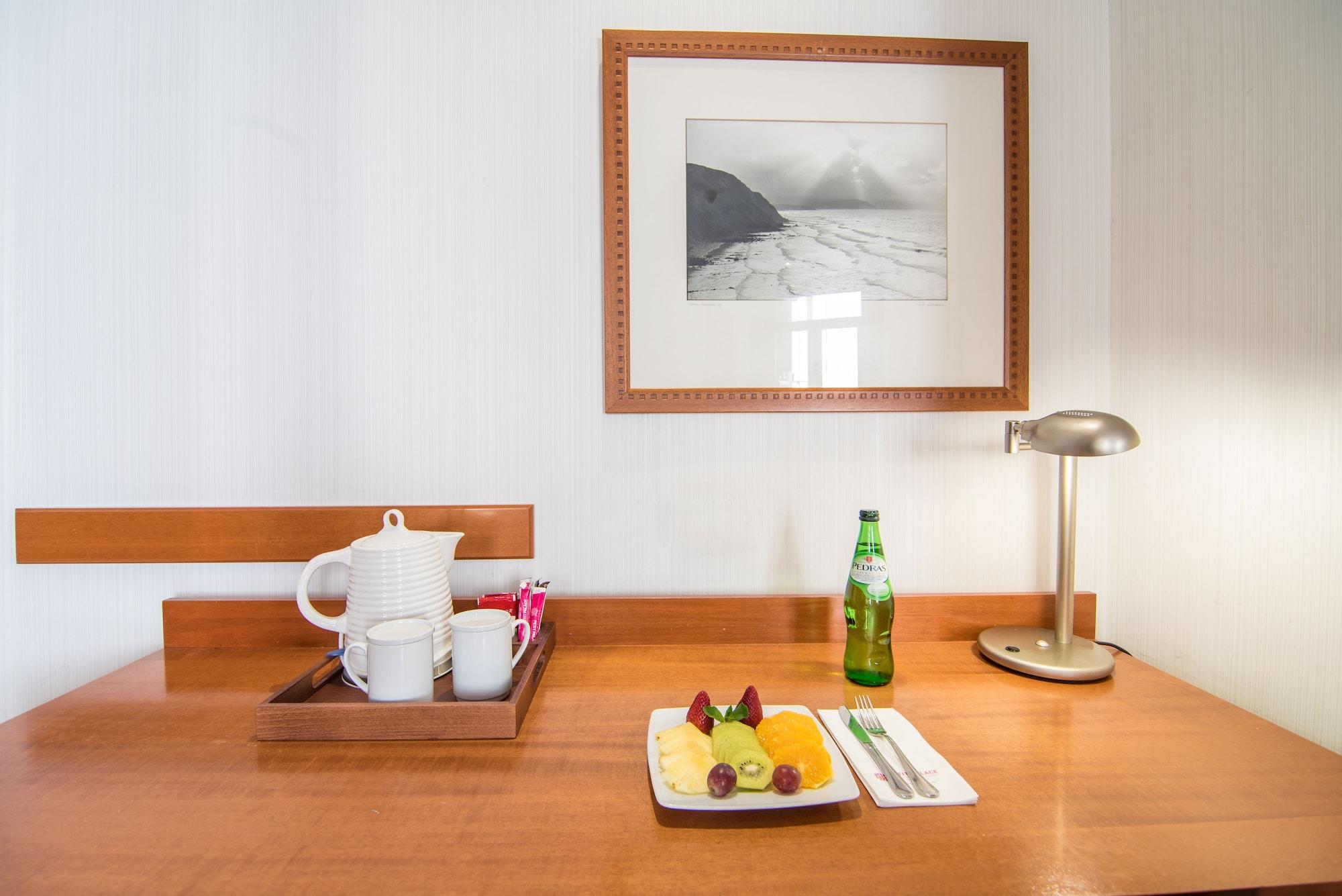 Petit Palace Preciados Hotel 3*