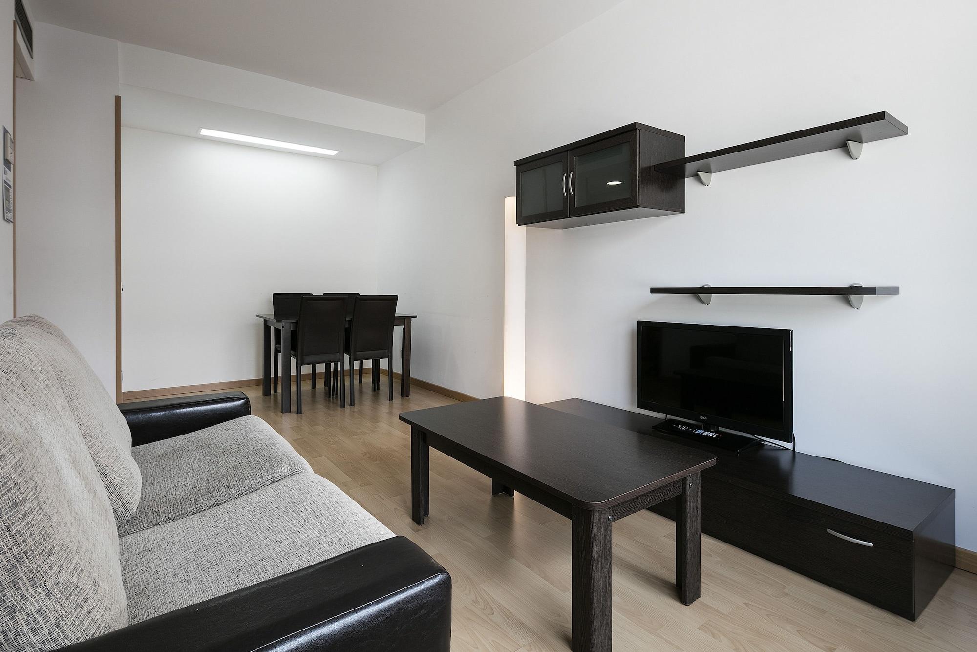 Apartahotel Airport Suites, Affiliated By Meliá