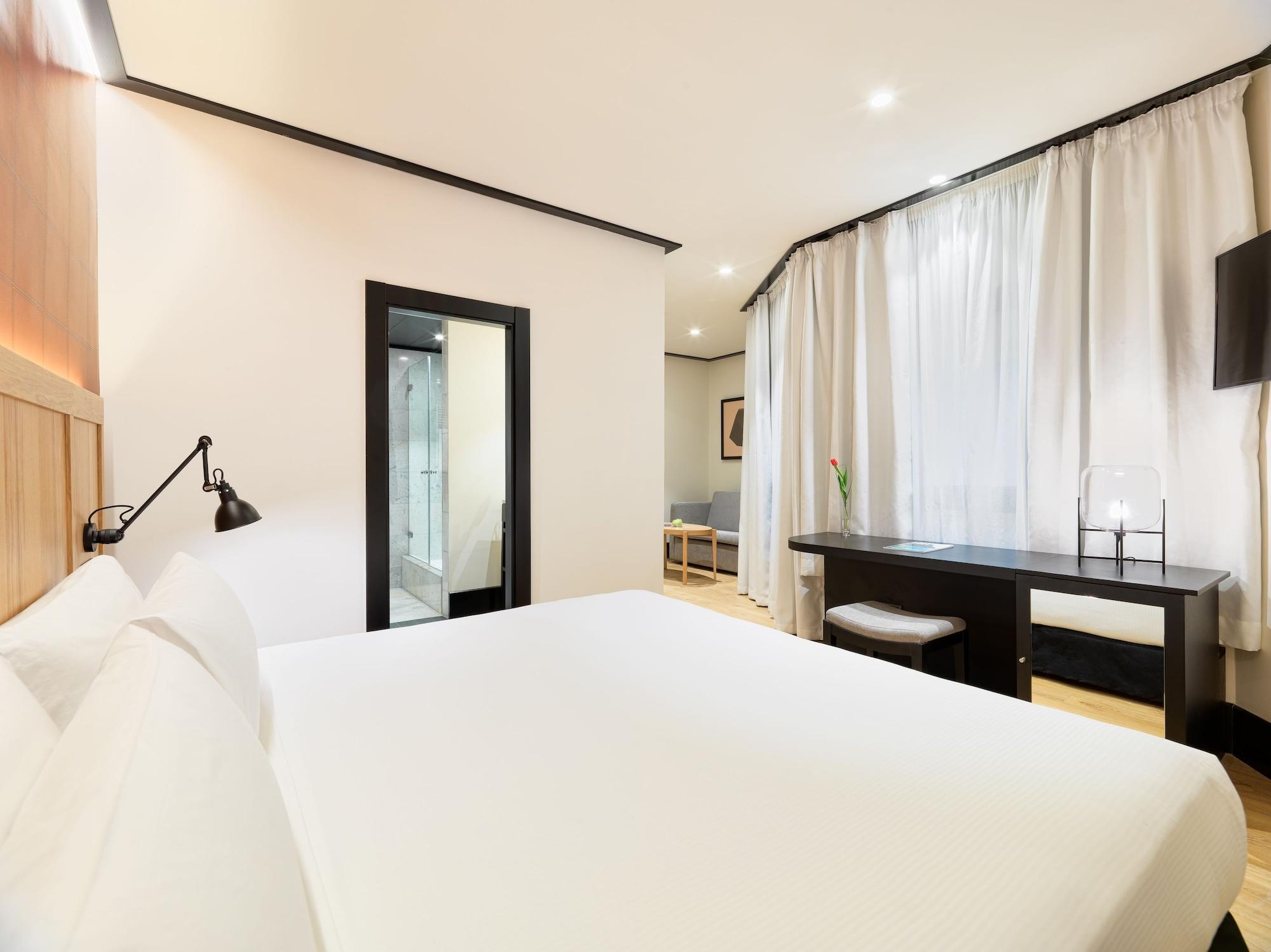 Hotel H10 Puerta De Alcalá 4*