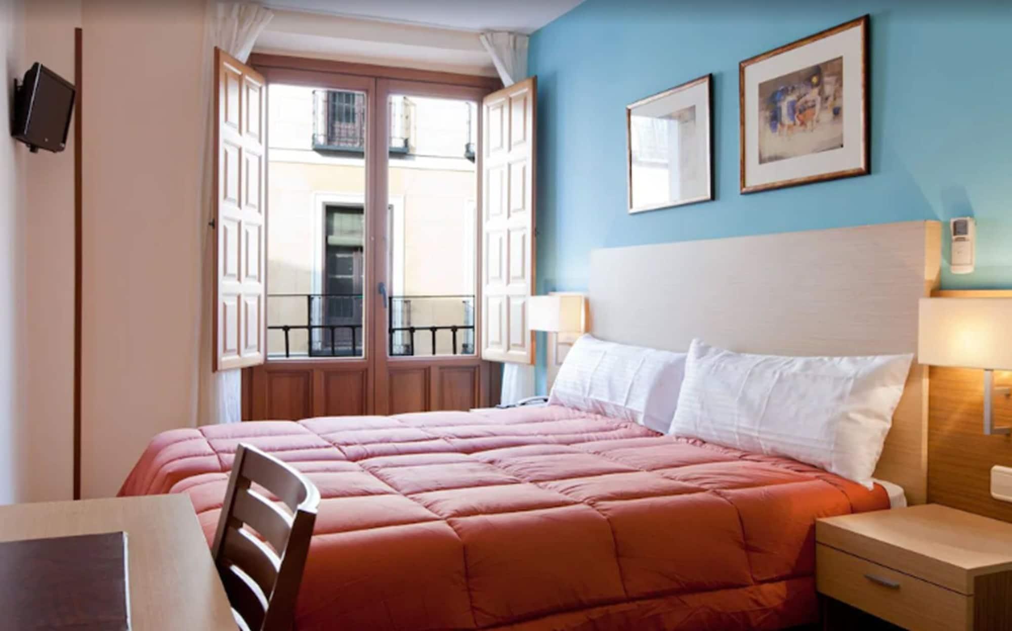 Mirador Puerta Del Sol Hotel 2*