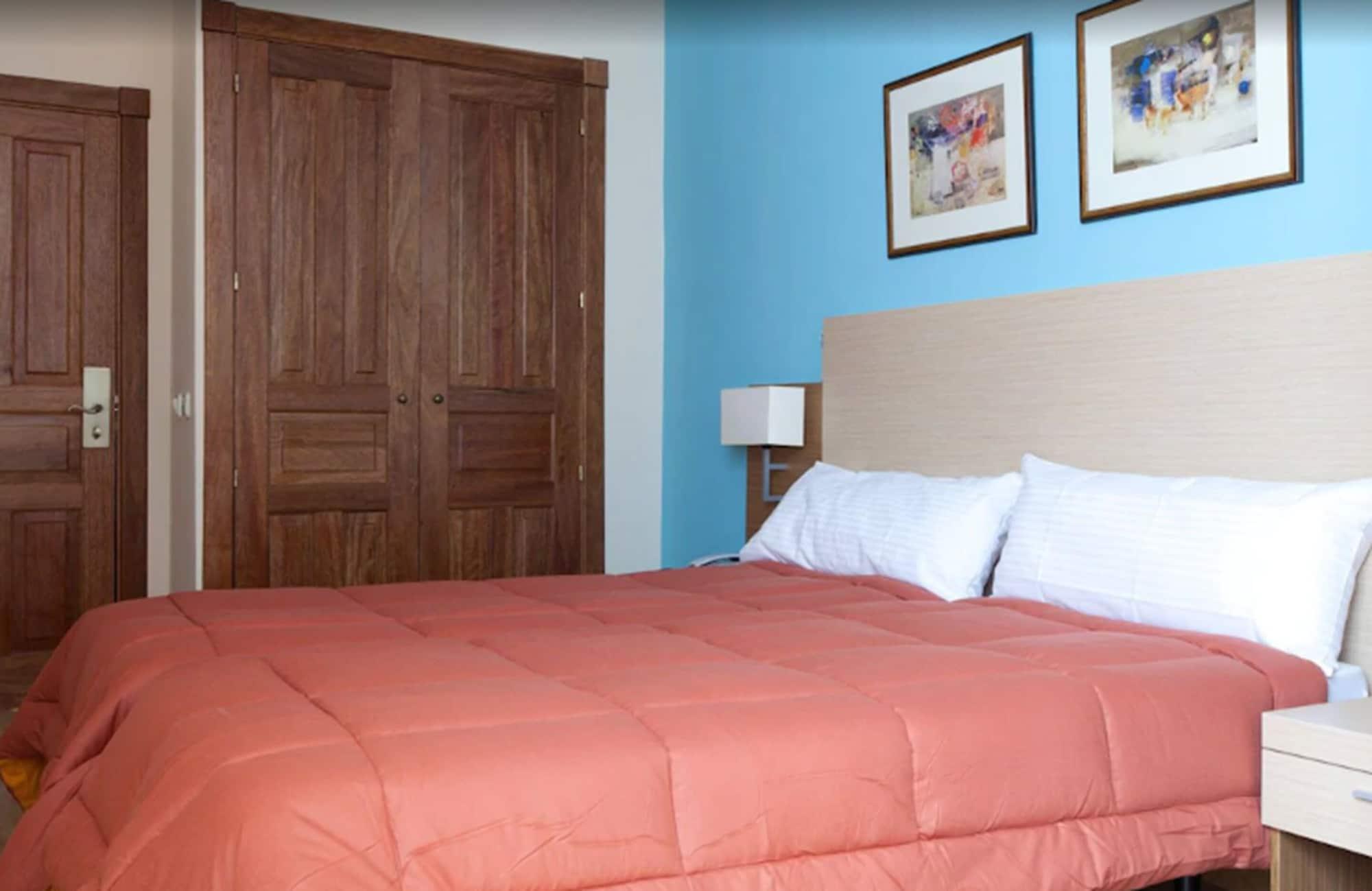Mirador Puerta Del Sol Hotel