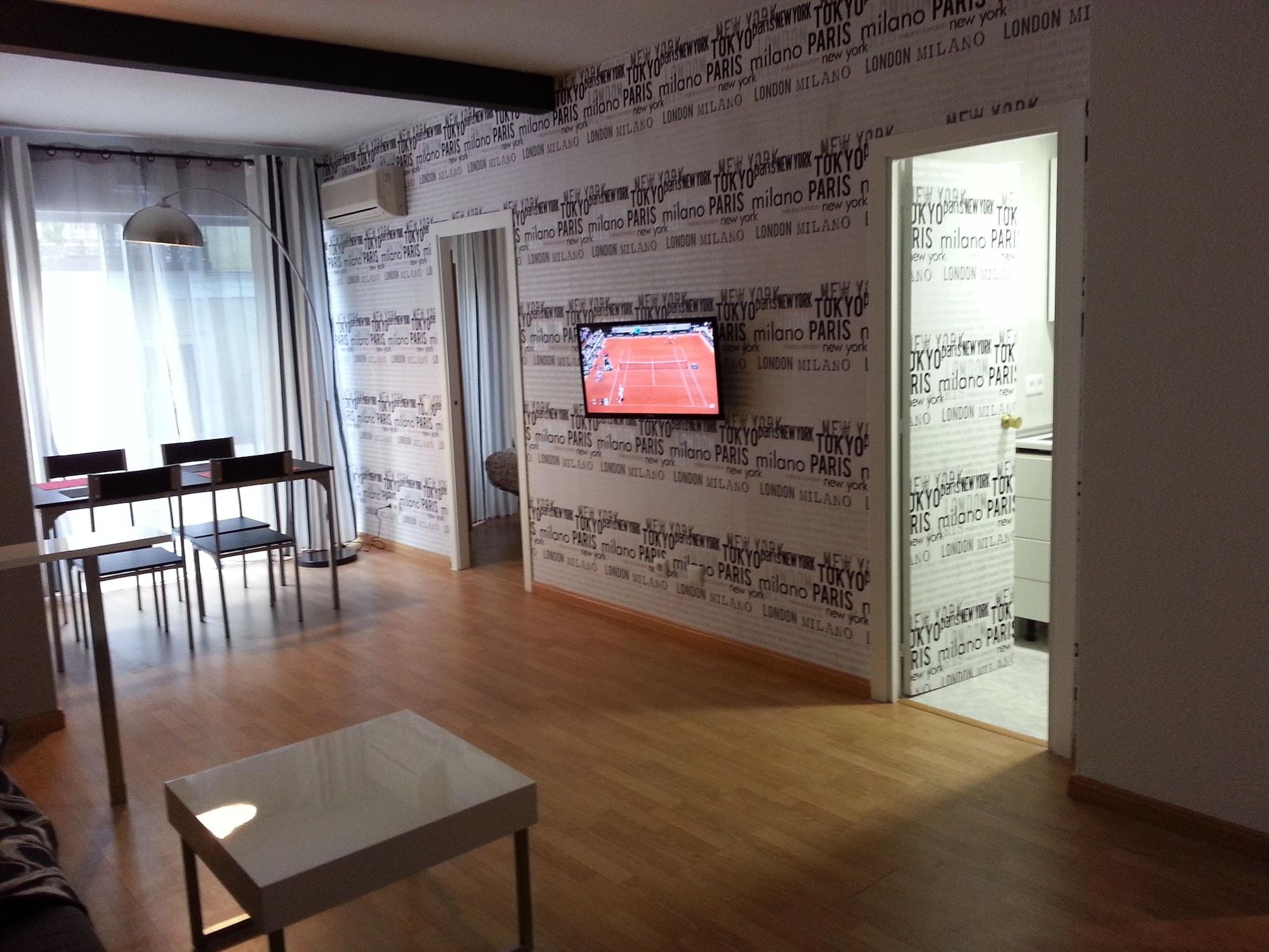 Far Gran Via Hostel