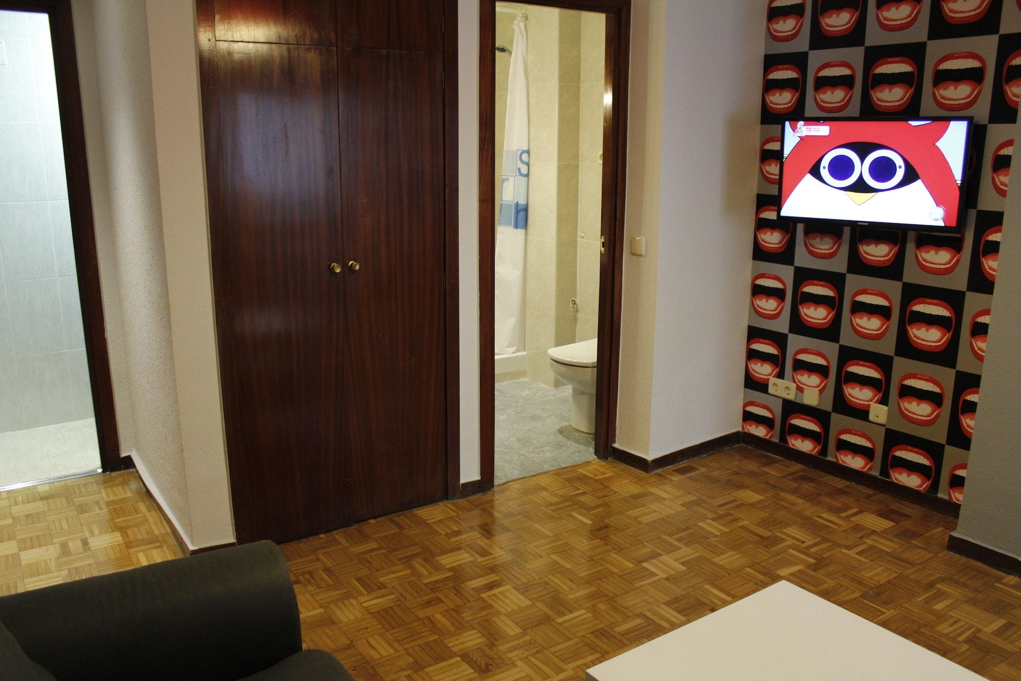 Hostel Far Gran Via
