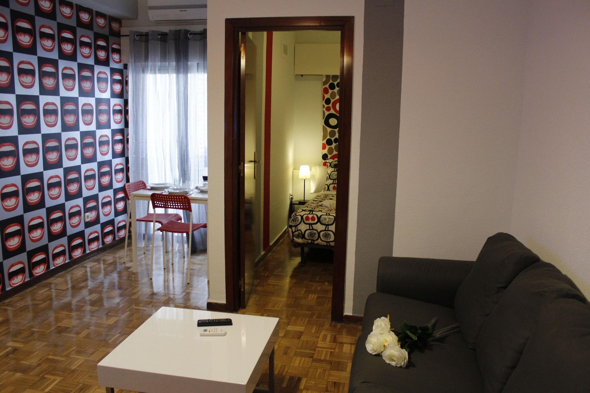 Far Gran Via Hostel *