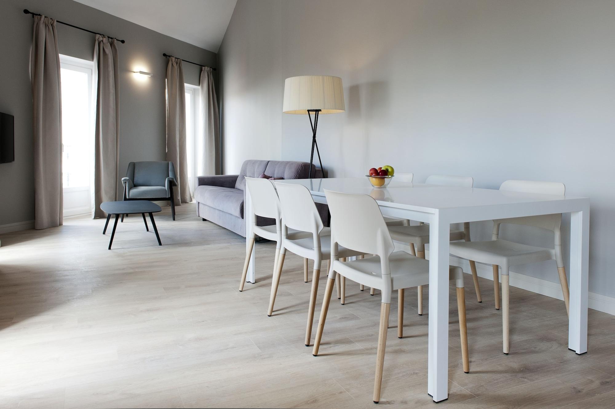 Mh Apartahotel Madrid