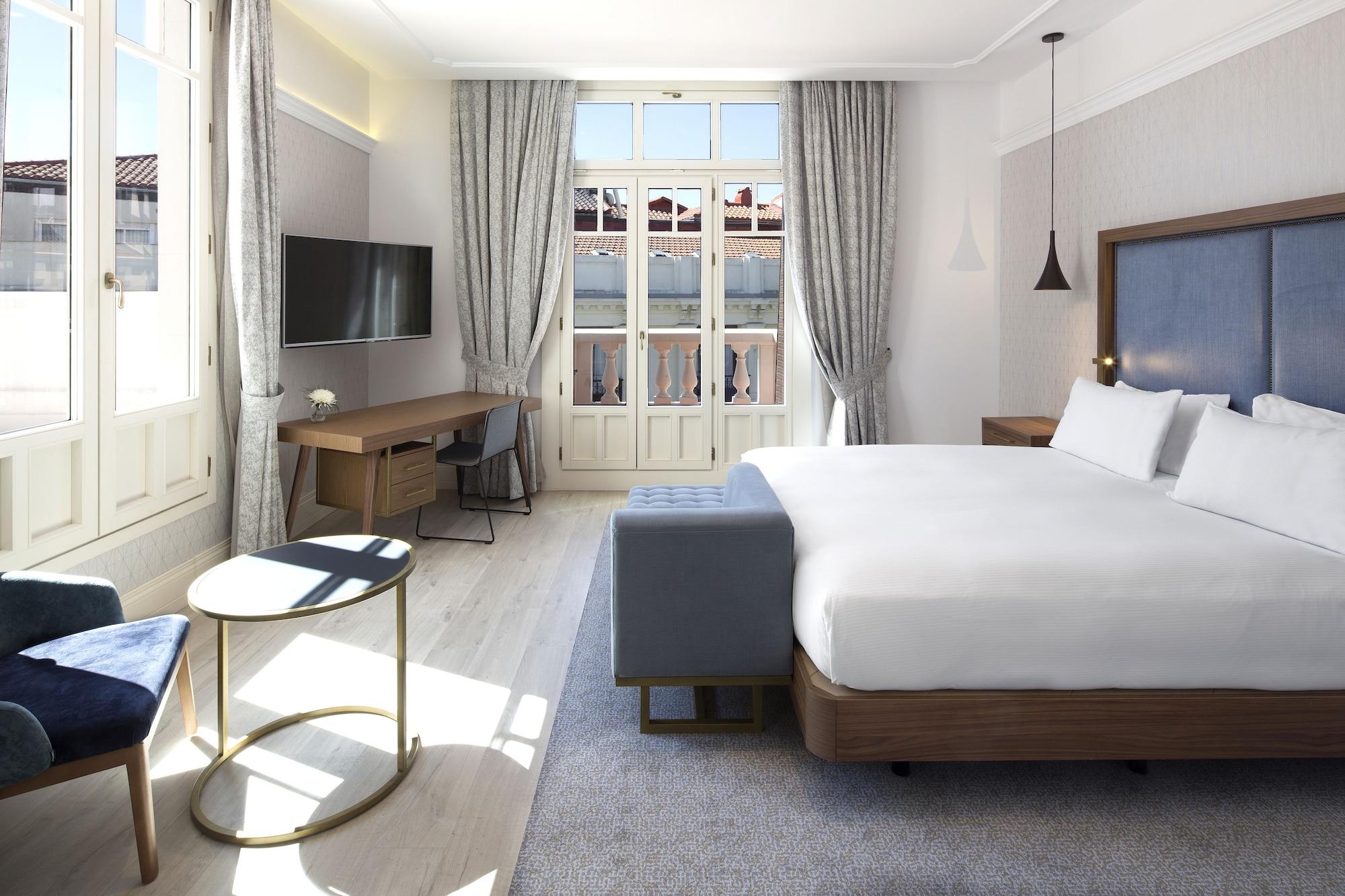 Doubletree By Hilton Madrid-prado Hotel Madrid