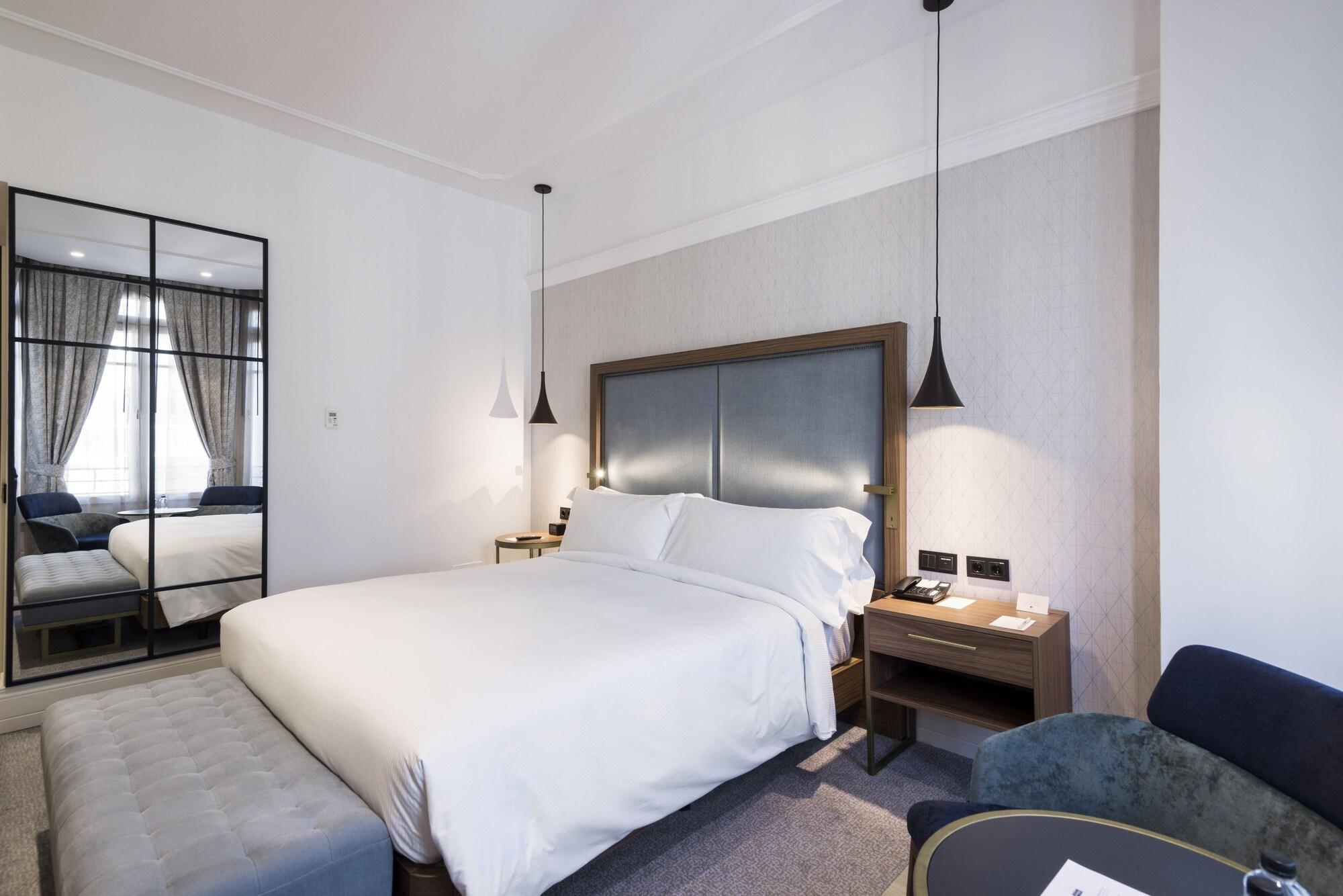 Doubletree By Hilton Madrid-prado Hotel Madrid