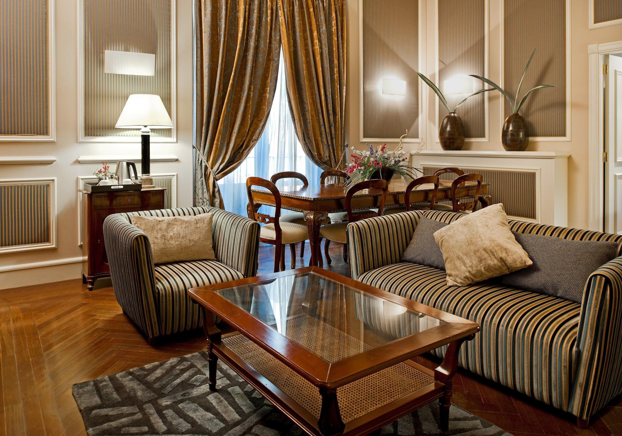 Catalonia Cortes Hotel 4*