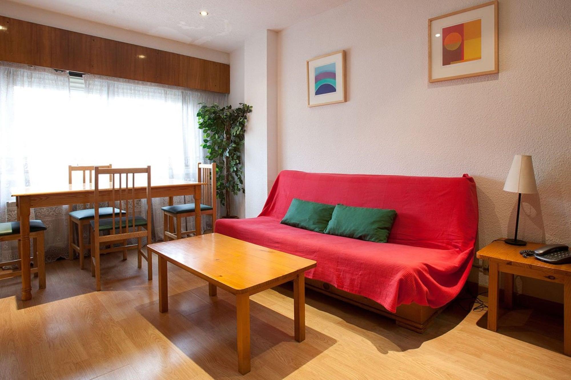 Goya 75 Aparthotel 3*