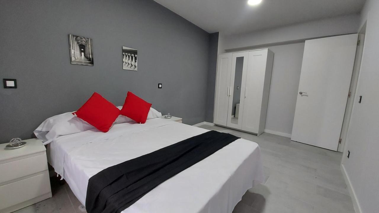 Homely Apartament *